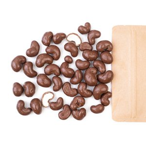 Kešu ořechy v mléčné čokoládě 100 g